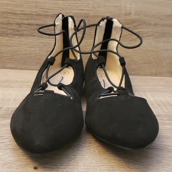 $6 w/ bundle! Girls Cat & Jack Black Flats - Picture 2 of 6